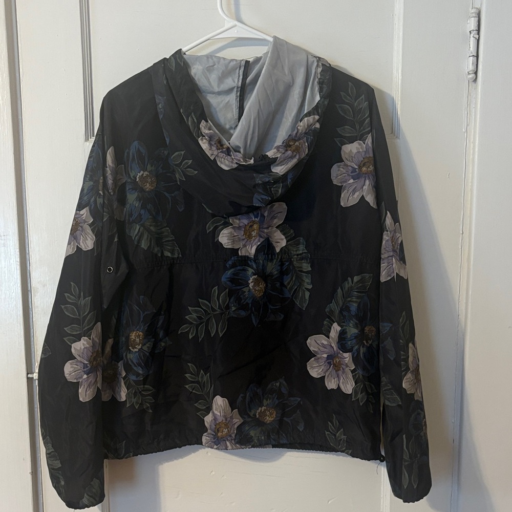 🖤 Thread & Supply Black Floral Windbreaker - Picture 6 of 8